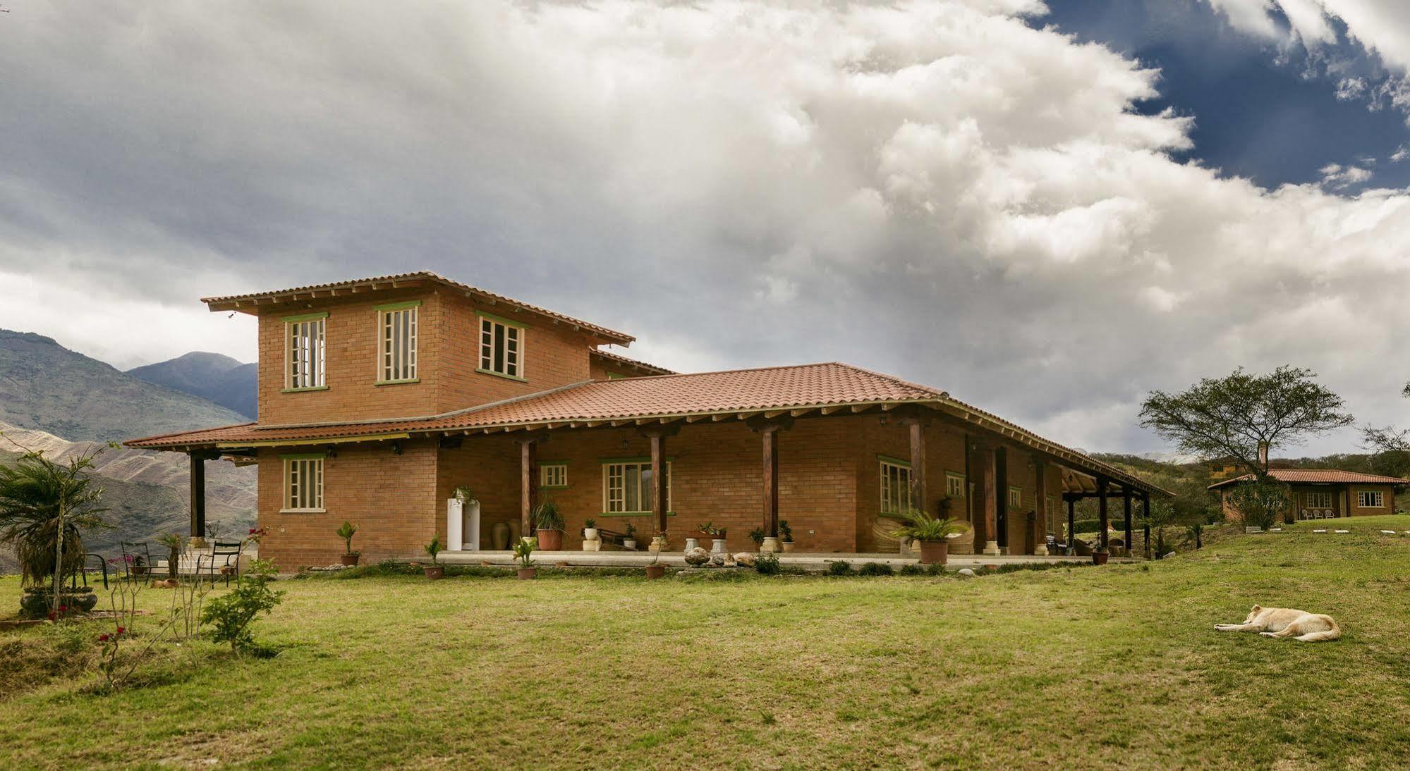 וילקבמבה Villa Beatriz Lodge מראה חיצוני תמונה